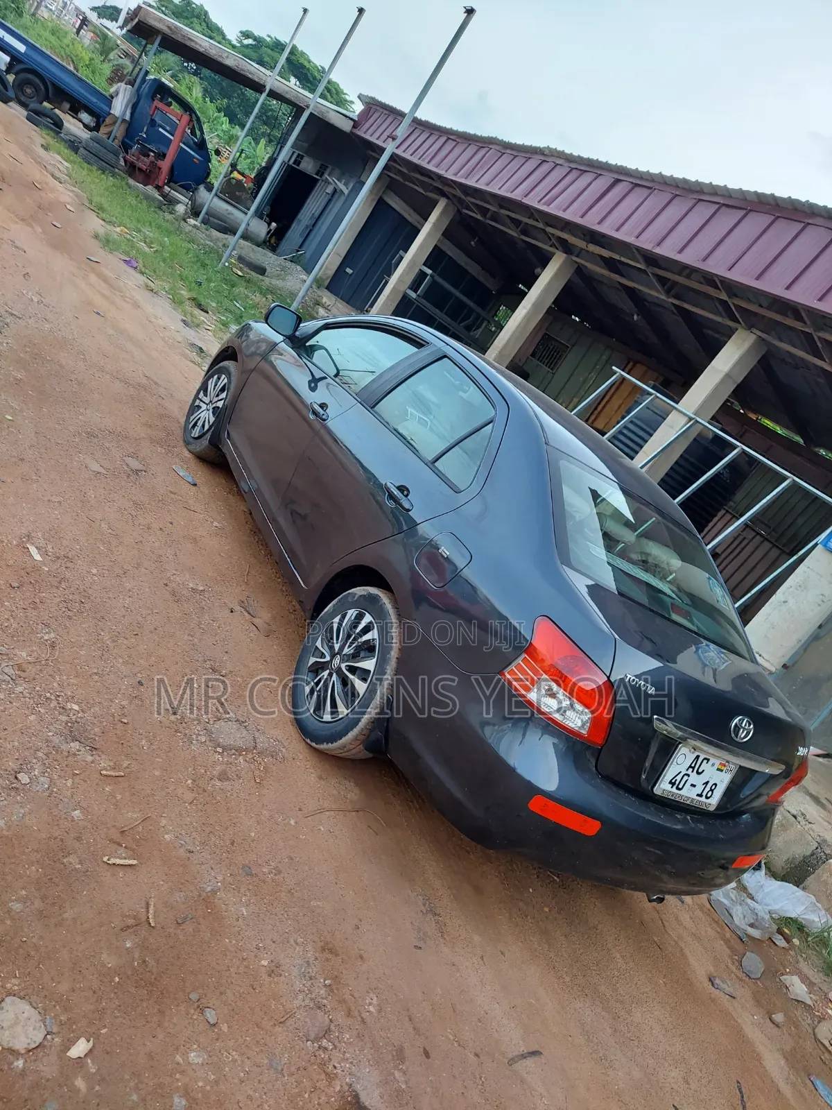 Toyota Yaris 2010 Gray