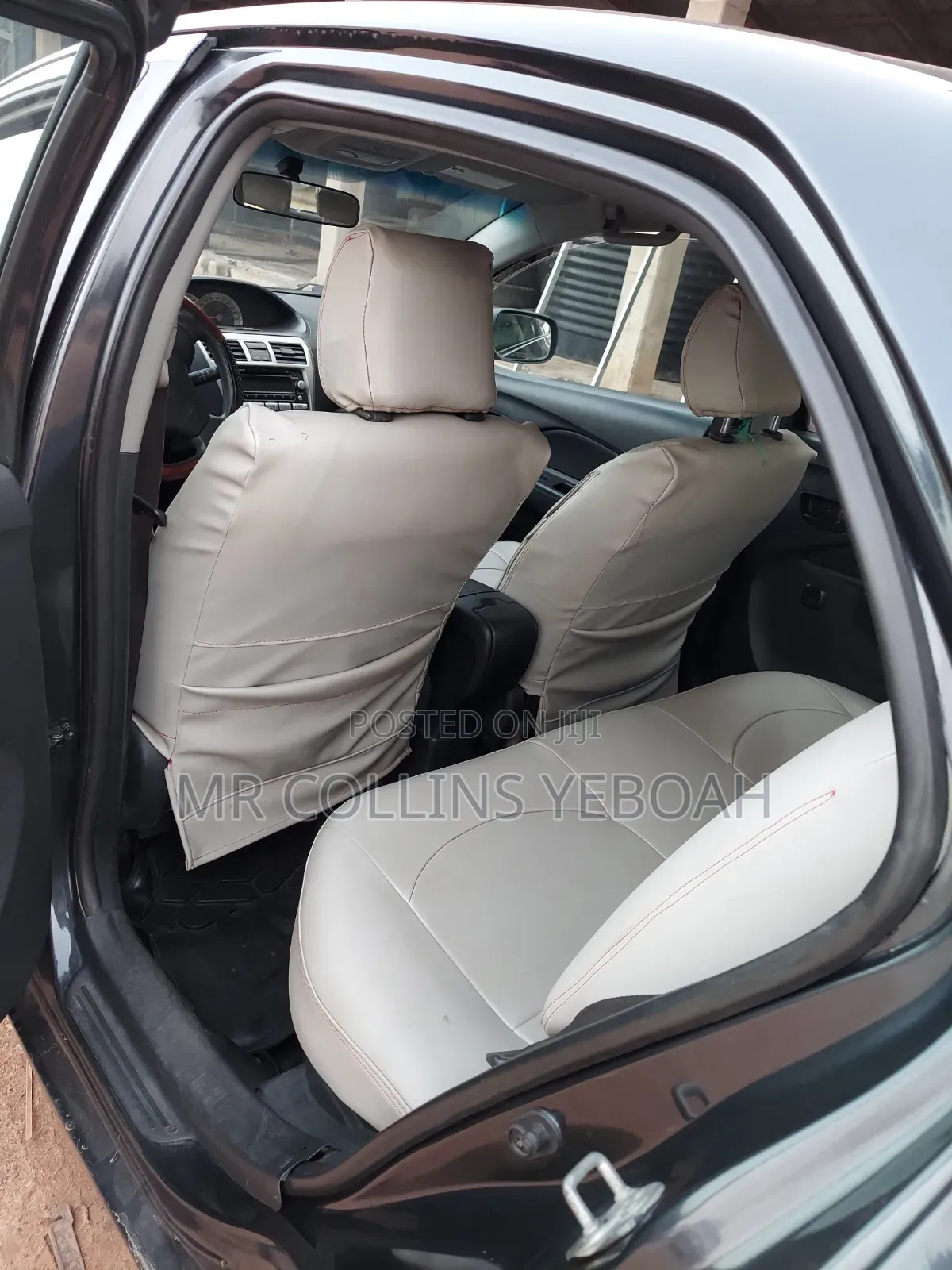Toyota Yaris 2010 Gray