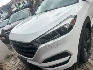 Hyundai Tucson Sport AWD 2017 White