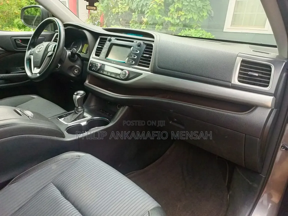 Toyota Highlander 2015 Gray