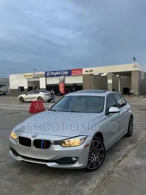 BMW 320i 2014 Silver