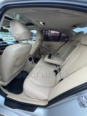 BMW 320i 2014 Silver