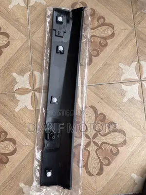 Mitsubishi Outlander 2023 Door Molding