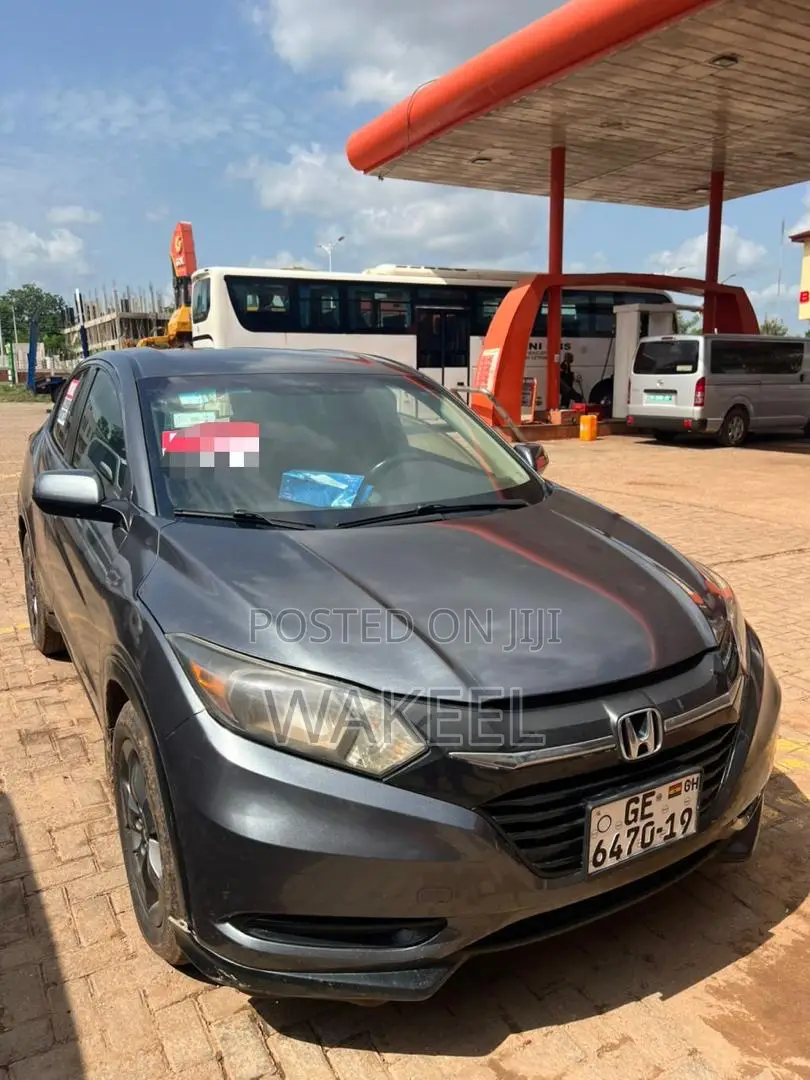 Honda HR-V 4dr SUV (1.5L 4cyl CVT) 2016 Gray