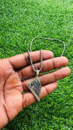 Half King of Spades Playing Card Mens 304 Stainless Steel Necklace