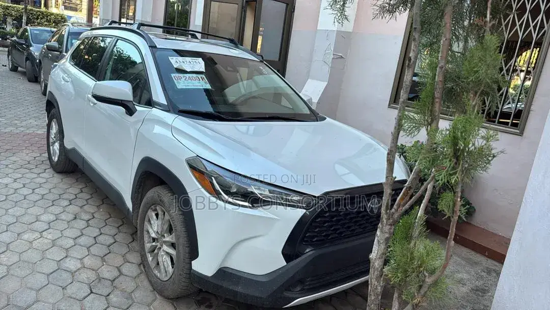Toyota Corolla Cross 2022 White