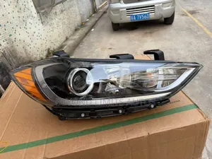 Hyundai Elantra 2017,2018 Headlight Normal
