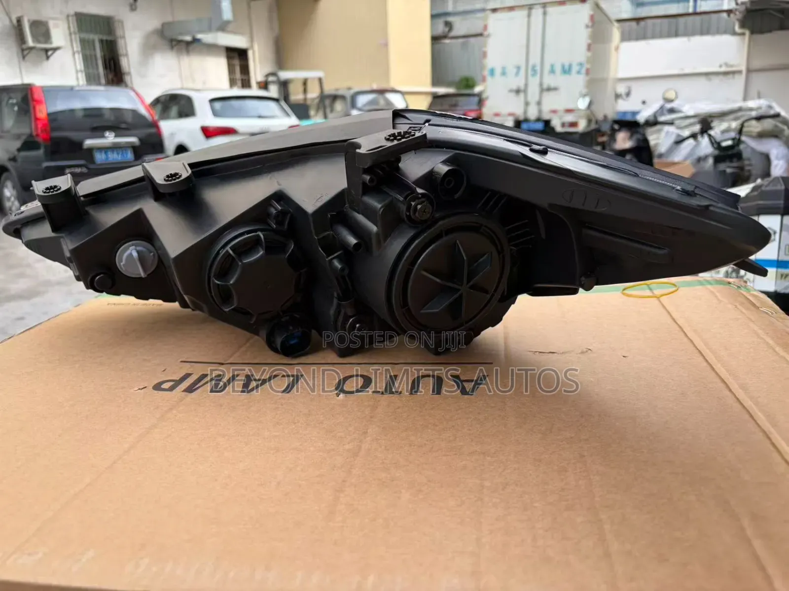 Hyundai Elantra 2017,2018 Headlight Normal