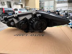 Hyundai Elantra 2017,2018 Headlight Normal