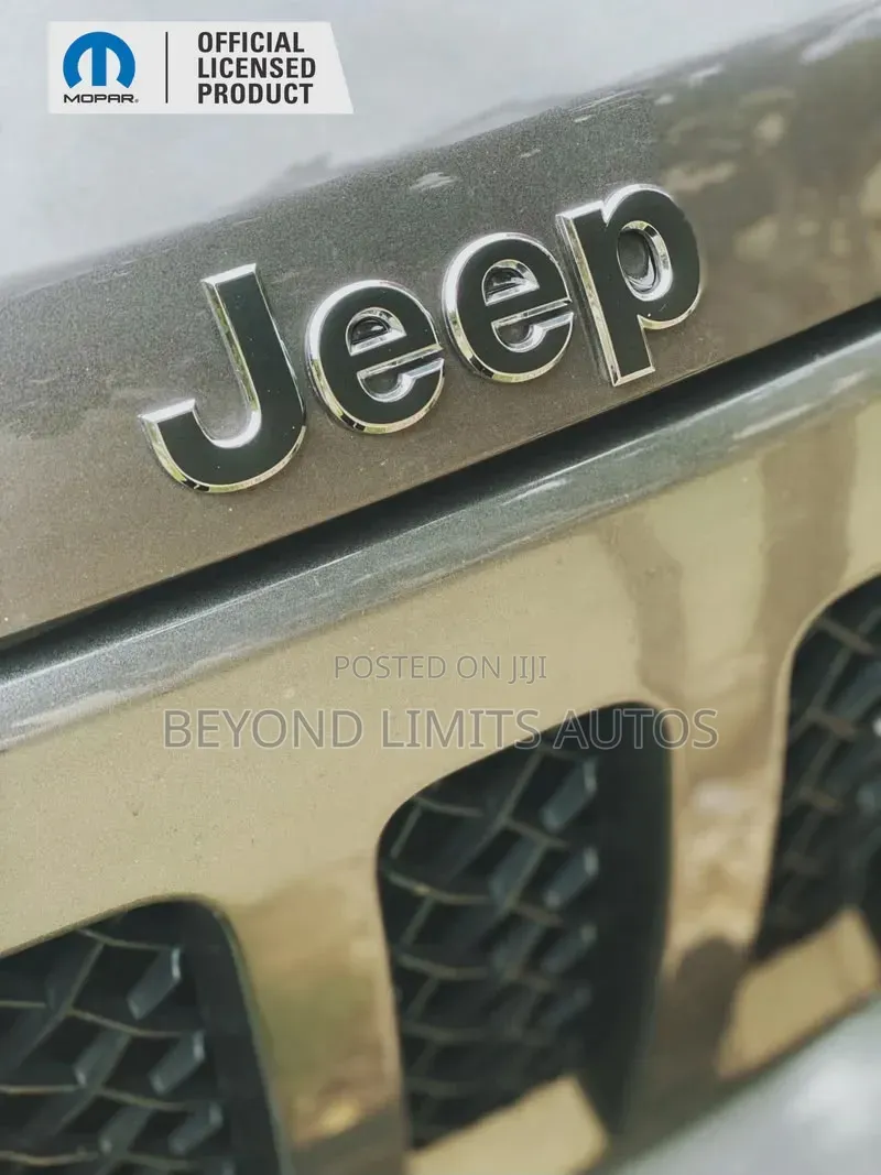 Jeep Writing for All Kinds of Jeep Models