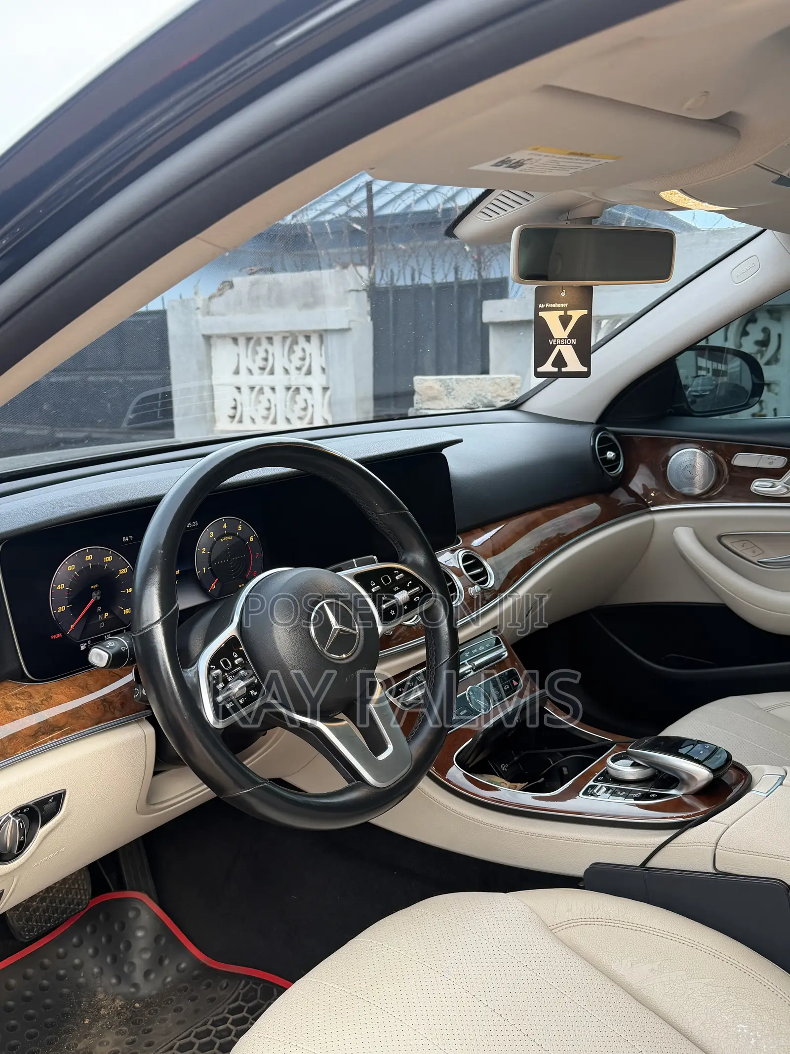 Mercedes-Benz E300 2019 Black