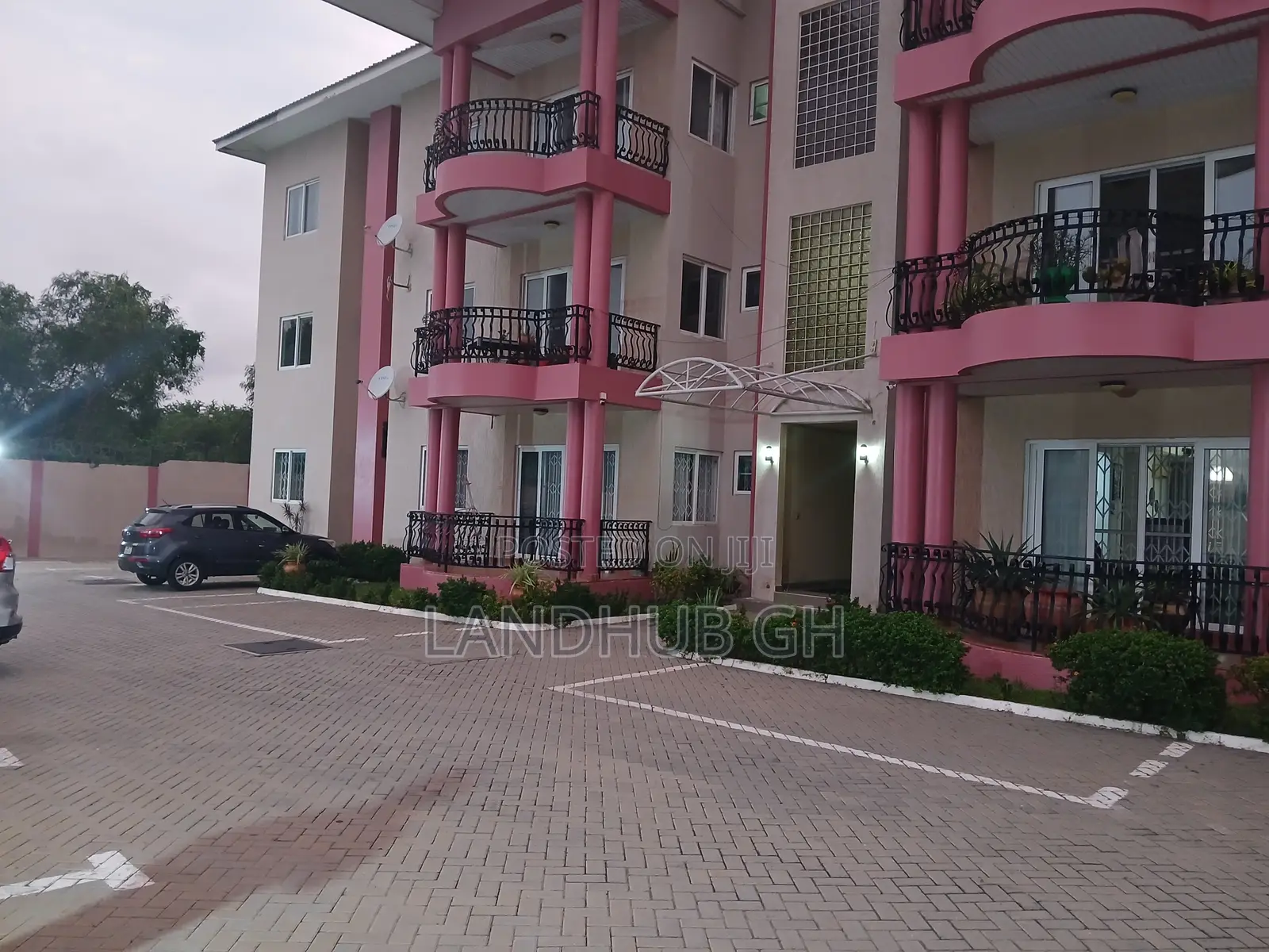 Furnished 3bdrm Apartment in Acquinas for rent