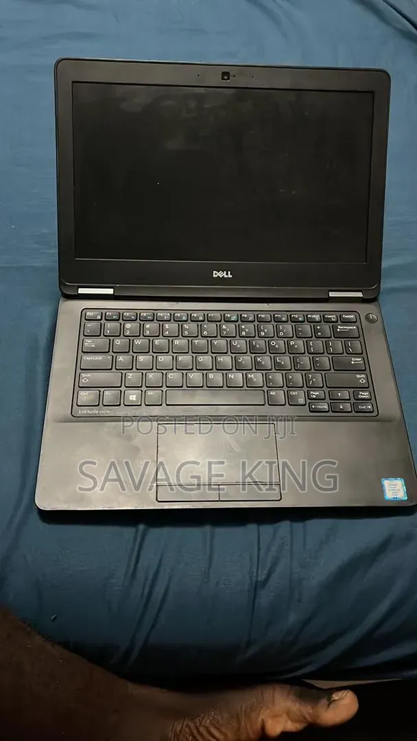 Laptop Dell Latitude 12 E5270 12GB Intel Core i5 HDD+SSD 320GB