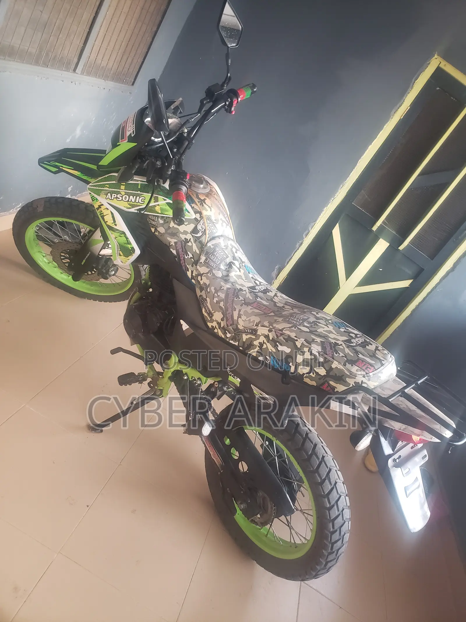Apsonic AP200GY-9 2024 Green