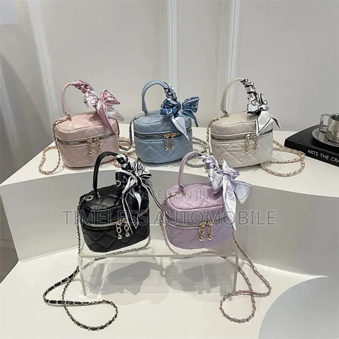 Exclusive Collection of Stunning Ladies' Handbags