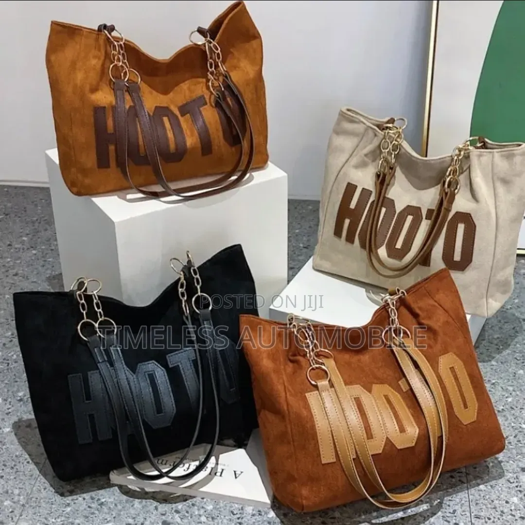 Exclusive Collection of Stunning Ladies' Handbags
