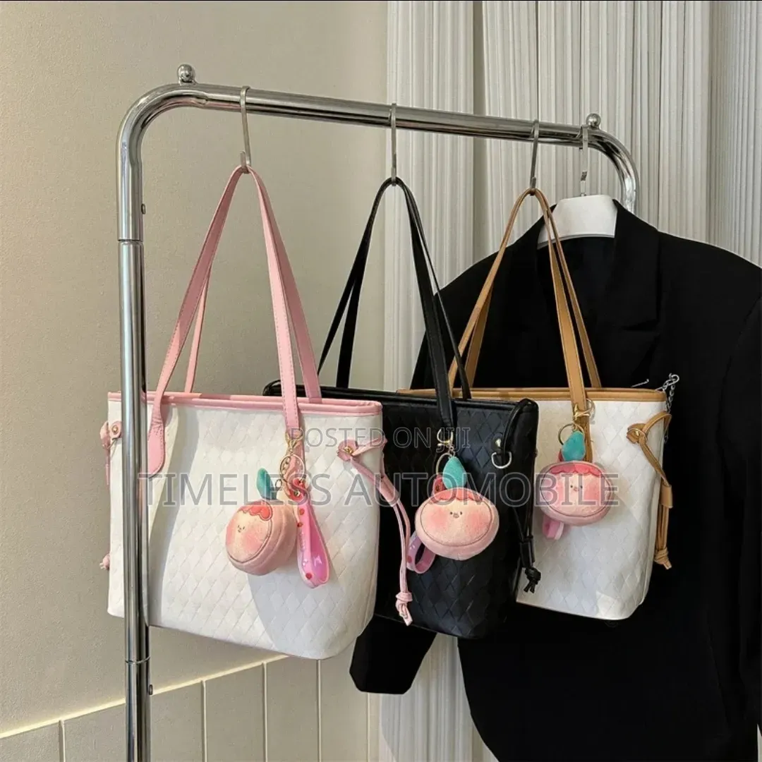 Exclusive Collection of Stunning Ladies' Handbags