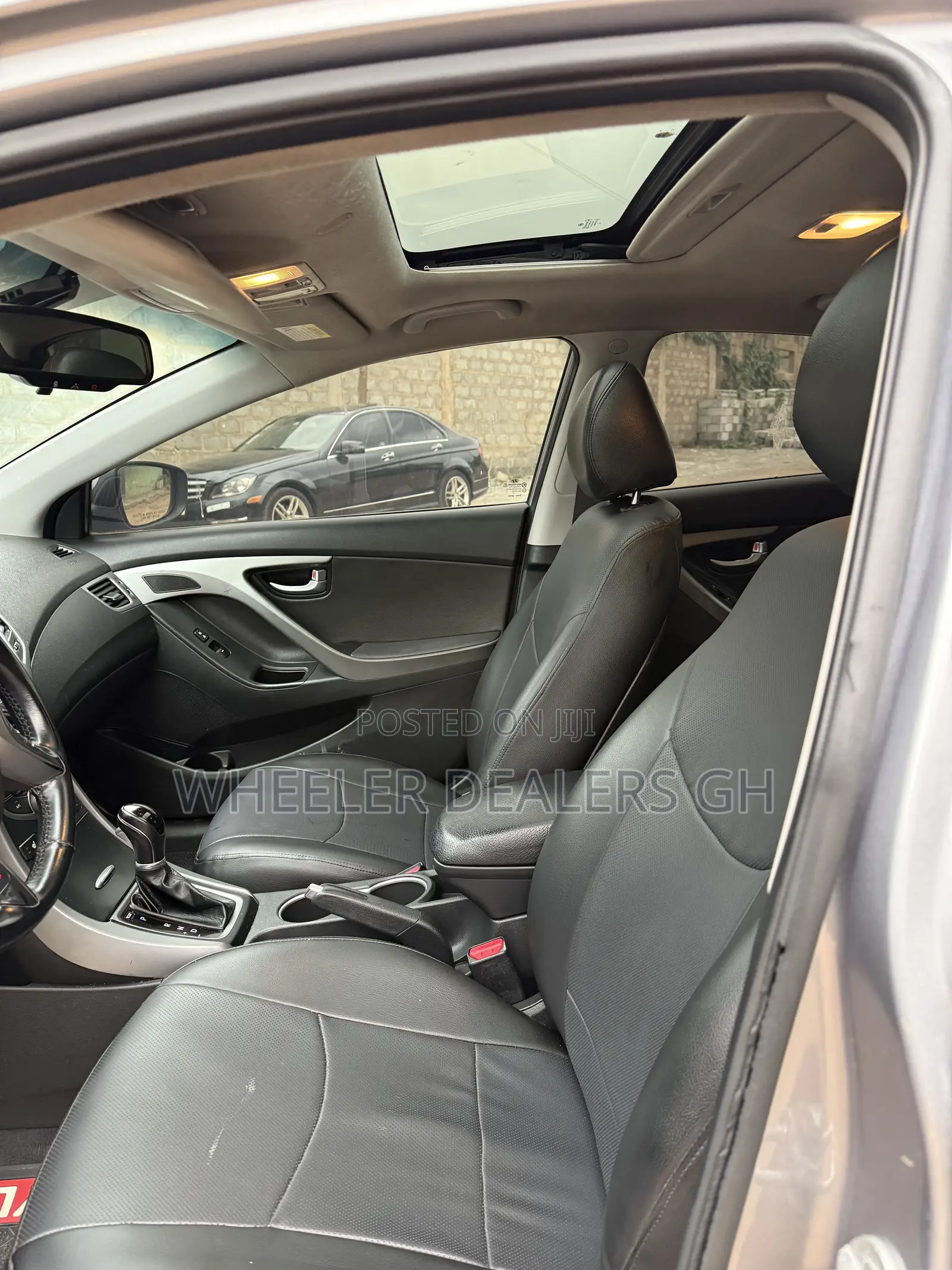 Hyundai Elantra Limited 4dr Sedan (1.8L 4cyl 6A) 2014 Gray
