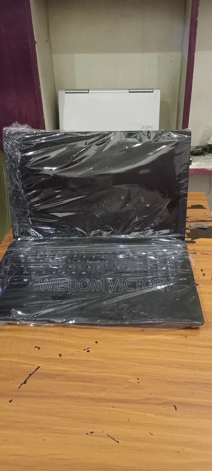New Laptop Toshiba 12GB Intel Core i3 HDD 320GB