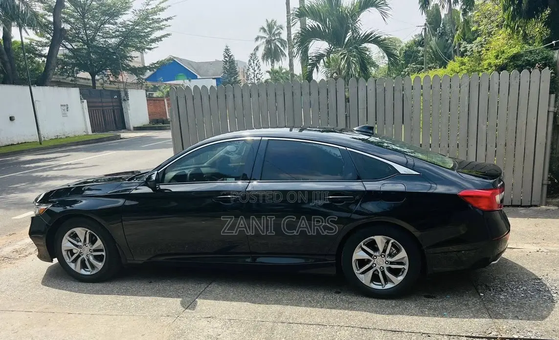 Honda Accord 2018 Black