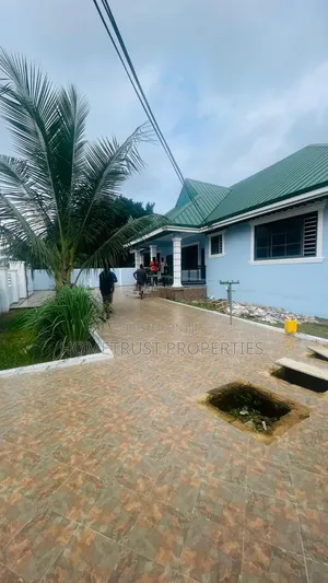 5bdrm House in Amasaman Abease for rent