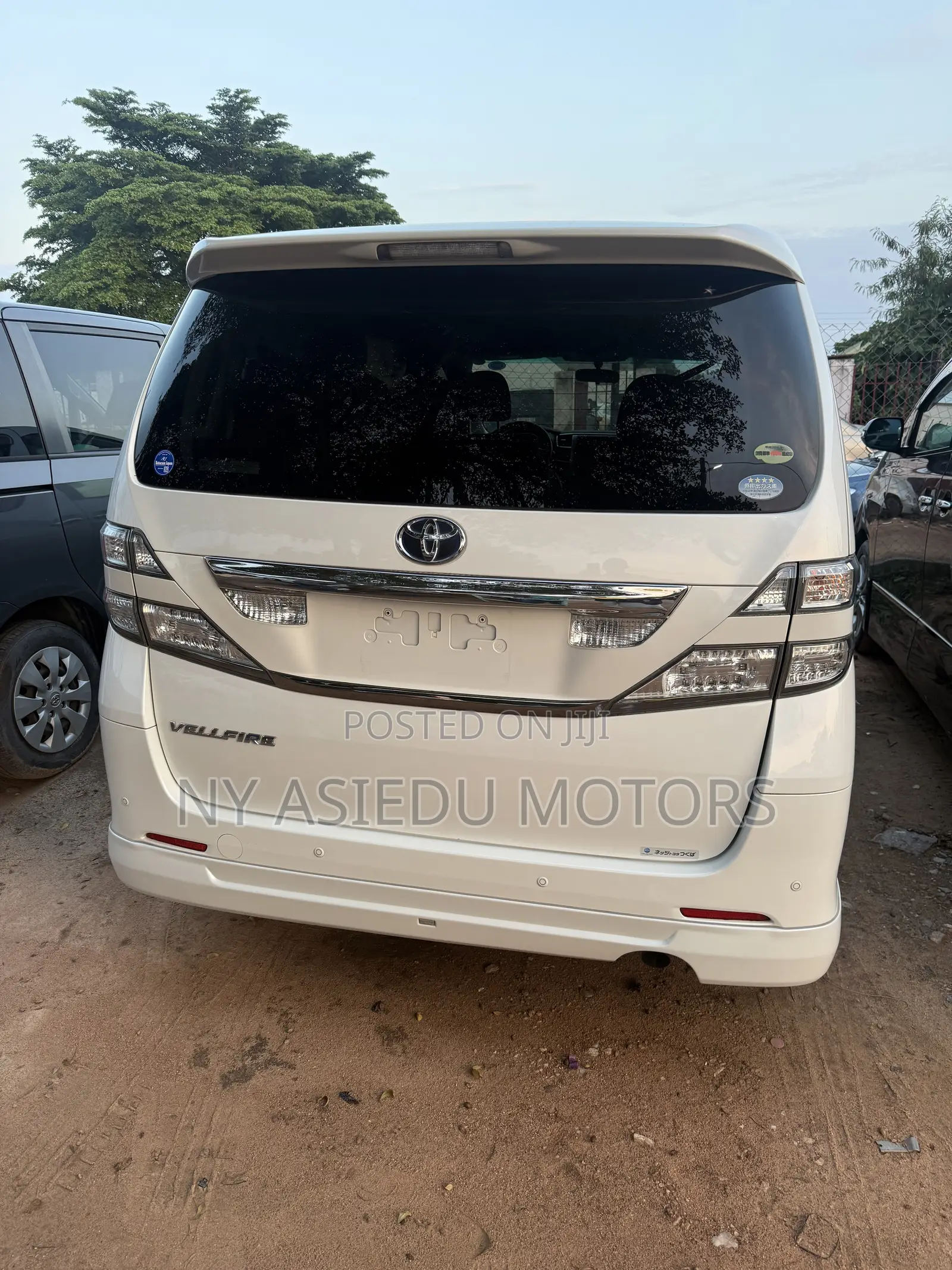 Toyota Alphard 2.4 Petrol AWD 2010 White