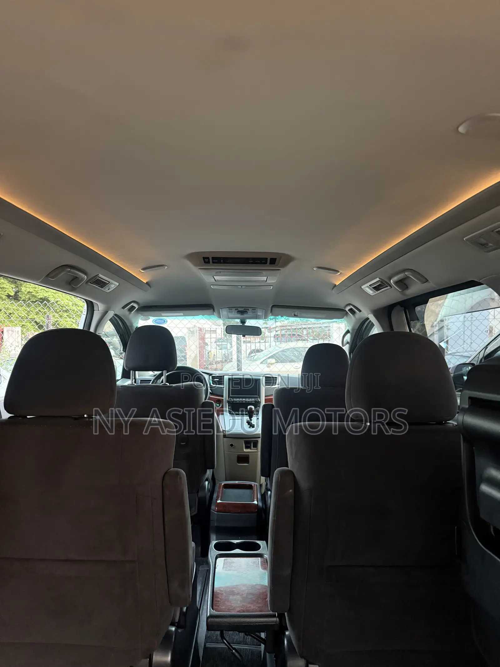 Toyota Alphard 2.4 Petrol AWD 2010 White