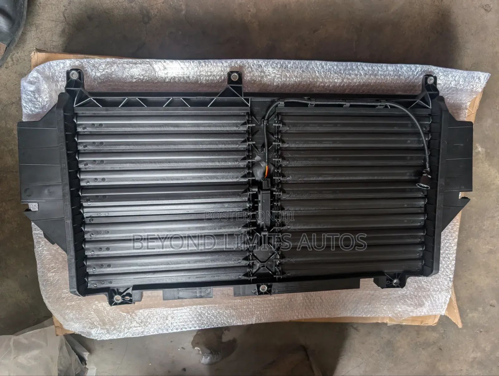 Toyota Tacoma 2022,2024,2024,2025,2026 Shutter Grille