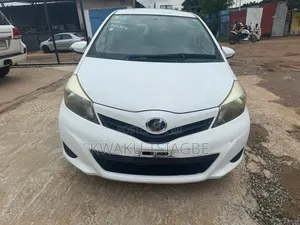 Toyota Vitz 2011 White