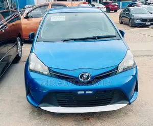 Toyota Vitz 2016 Blue