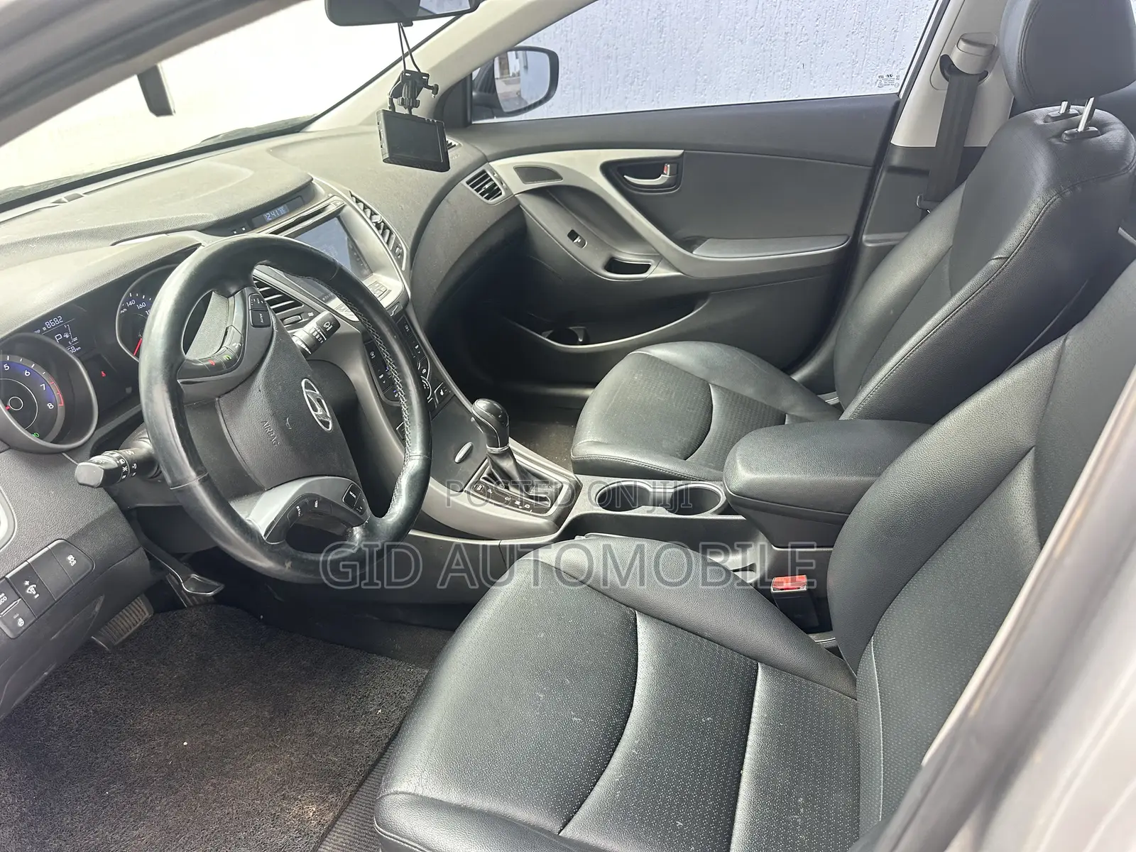 Hyundai Elantra 2015 Silver