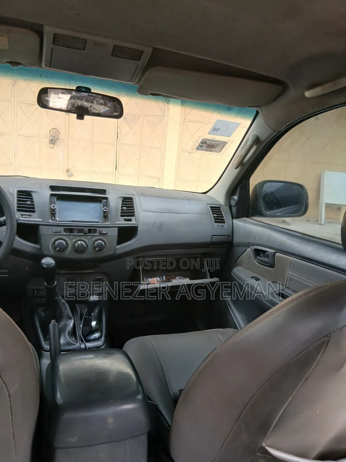 Toyota Hilux 2012 Black