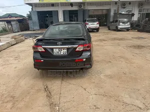 Toyota Corolla 2012 Gray