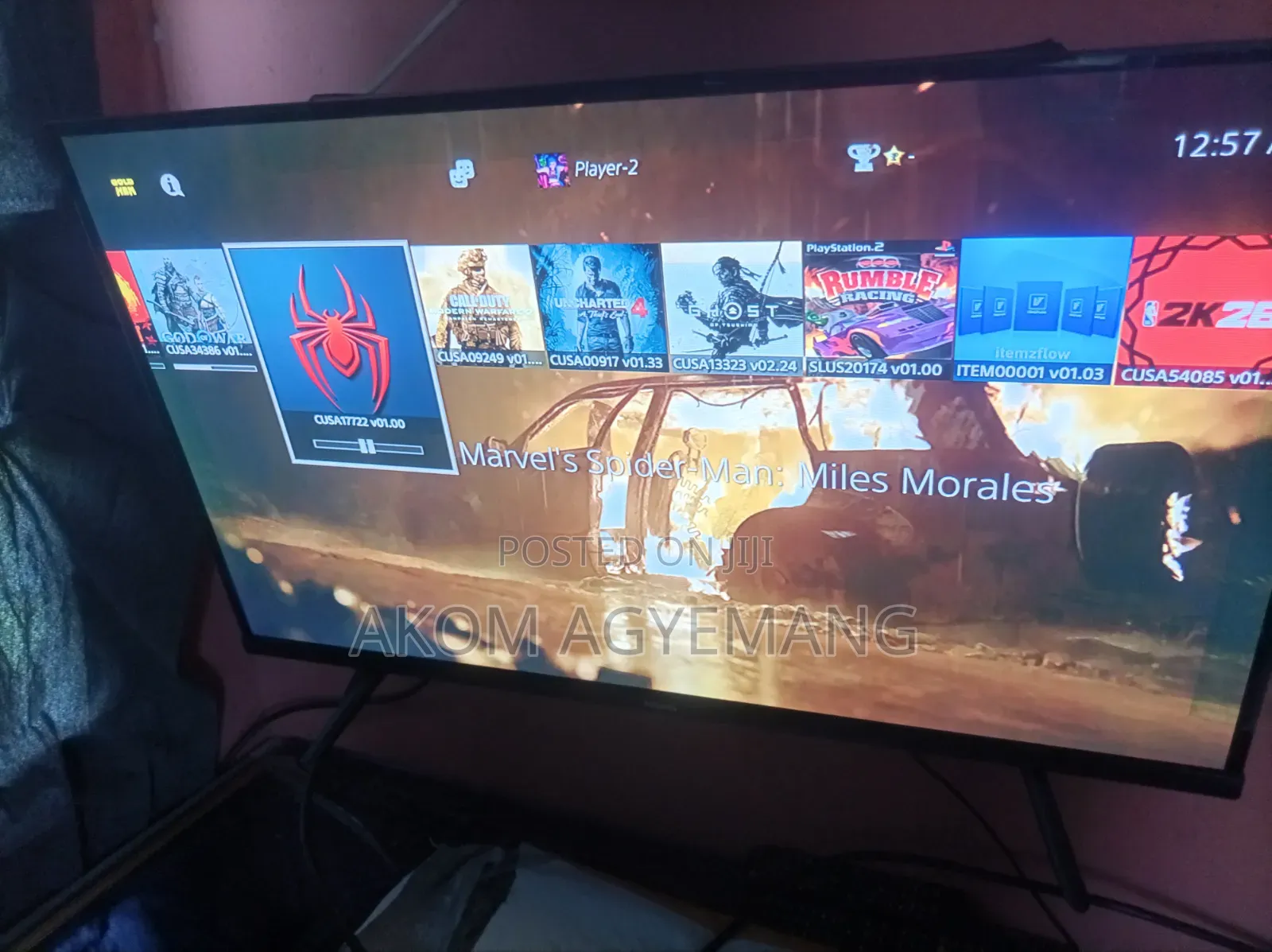 Ps4 Slim Jailbreak With 2 Controllers and Games