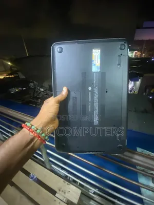 Laptop HP Pavilion 15 8GB Intel Core i5 HDD+SSD 500GB