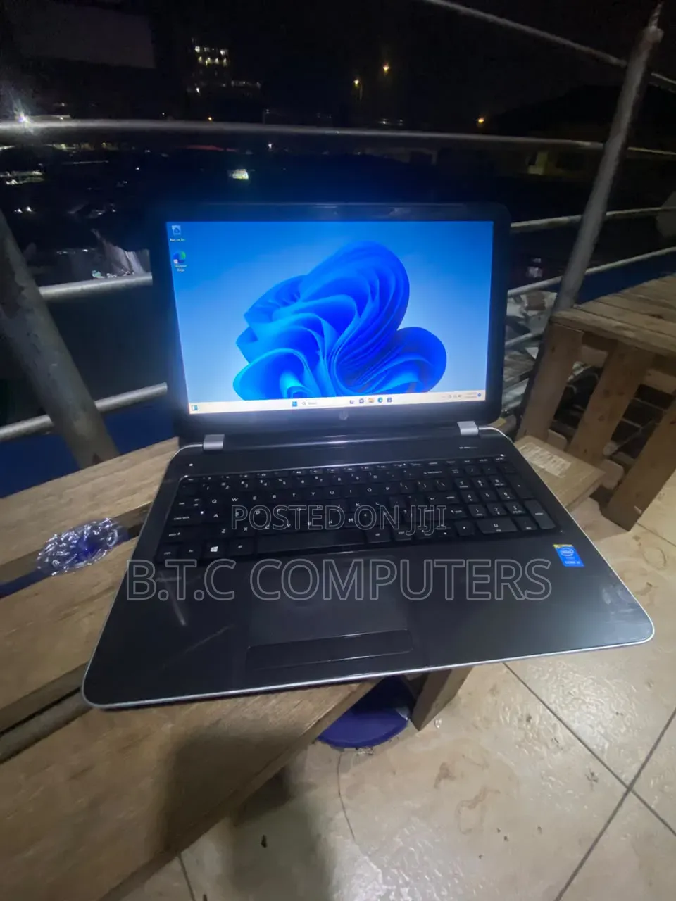 Laptop HP Pavilion 15 8GB Intel Core i5 HDD+SSD 500GB