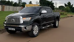 Toyota Tundra 2013 Black