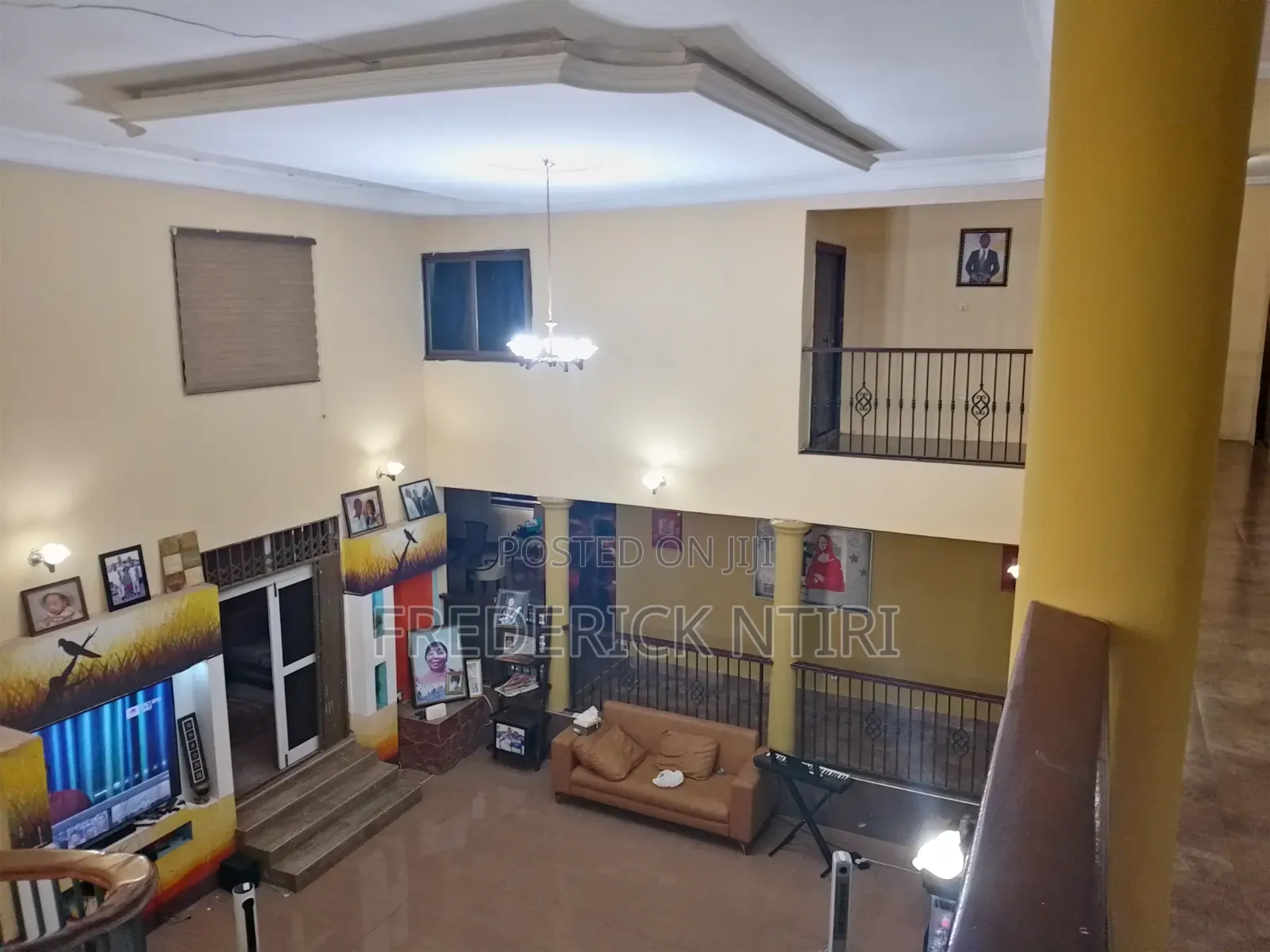 6bdrm Mansion in Tema Metropolitan for sale