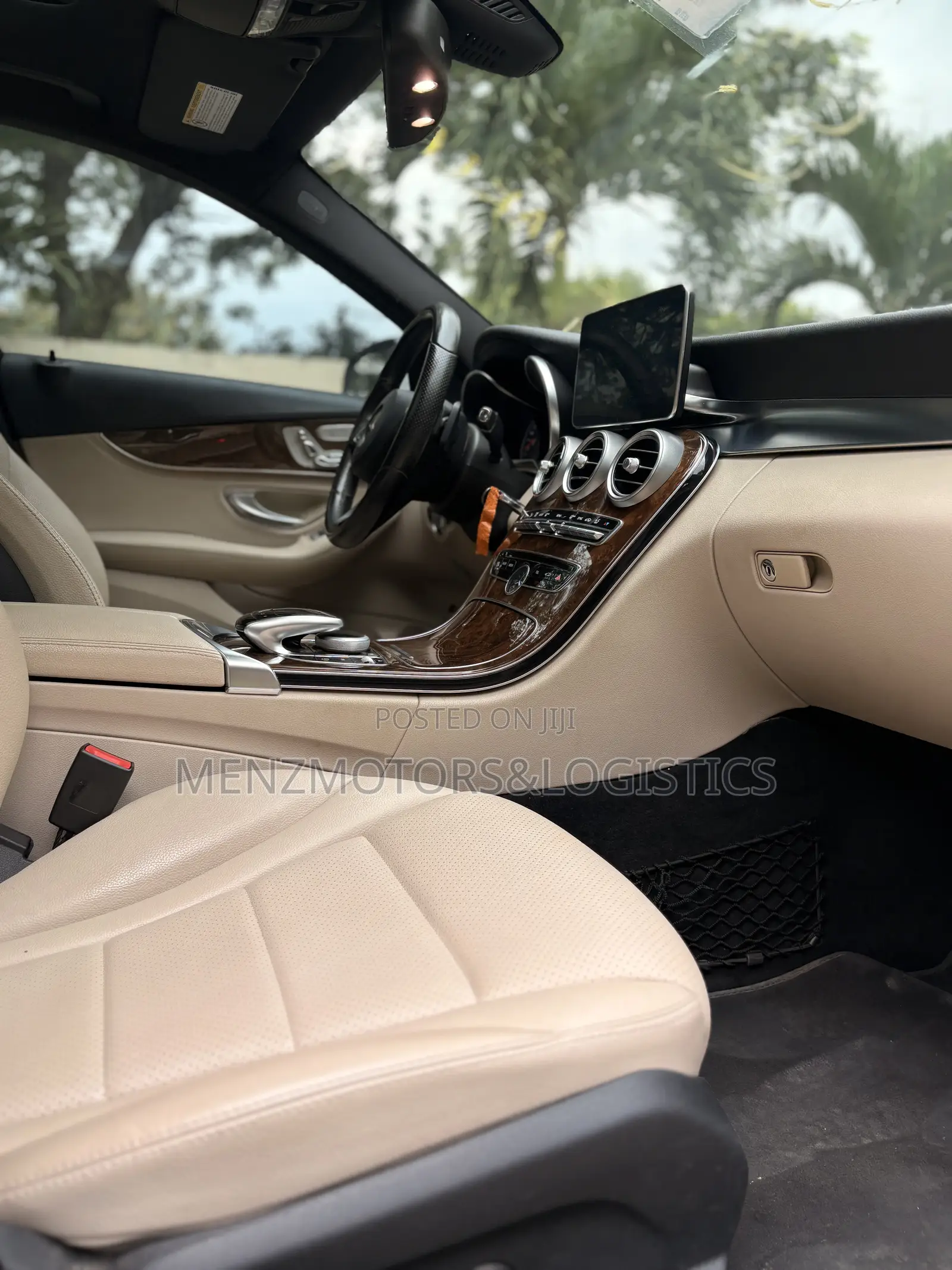 Mercedes-Benz C300 Base AWD 4Matic Sedan (2.0L 4cyl 7A) 2015 White