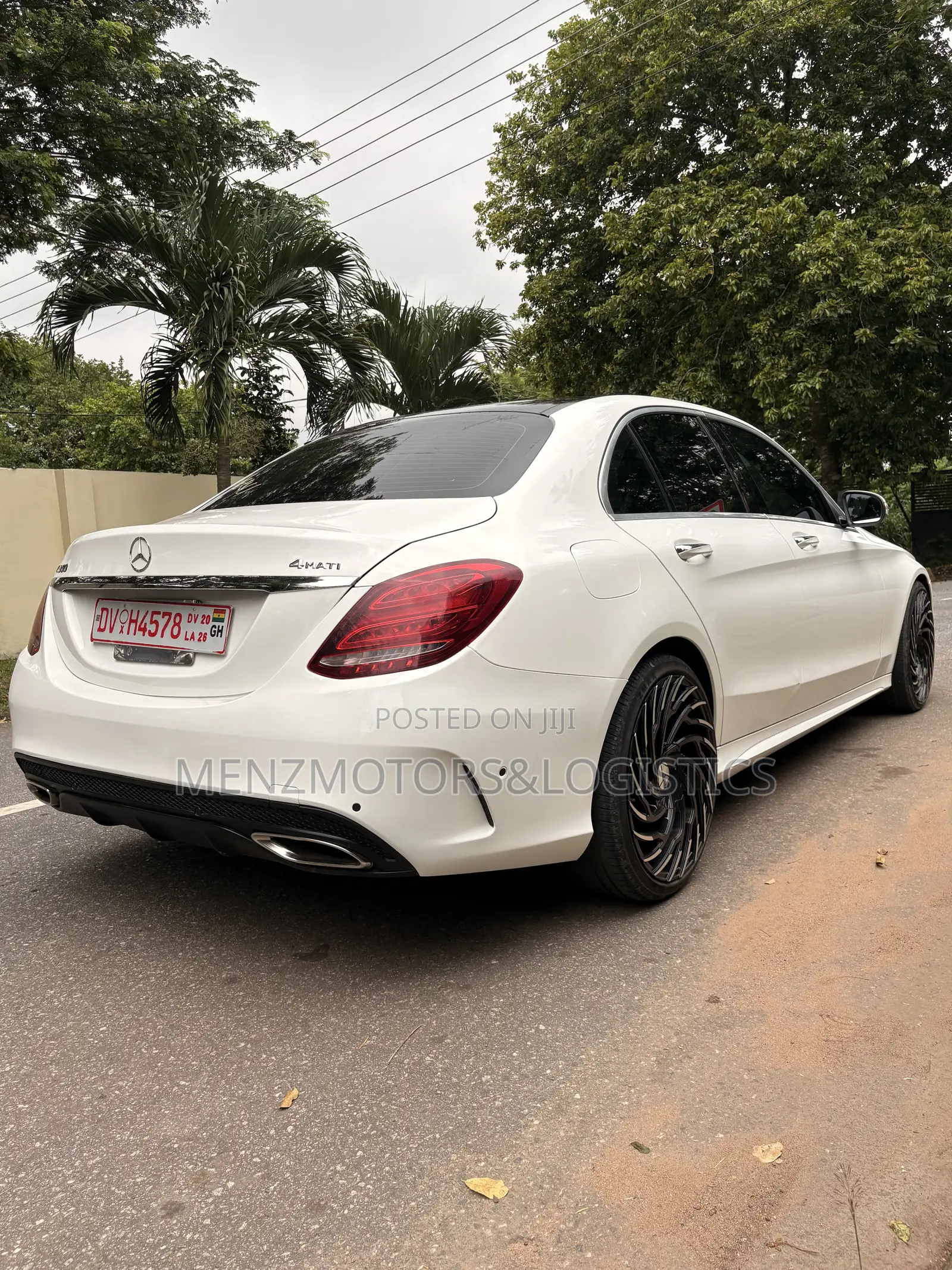Mercedes-Benz C300 Base AWD 4Matic Sedan (2.0L 4cyl 7A) 2015 White