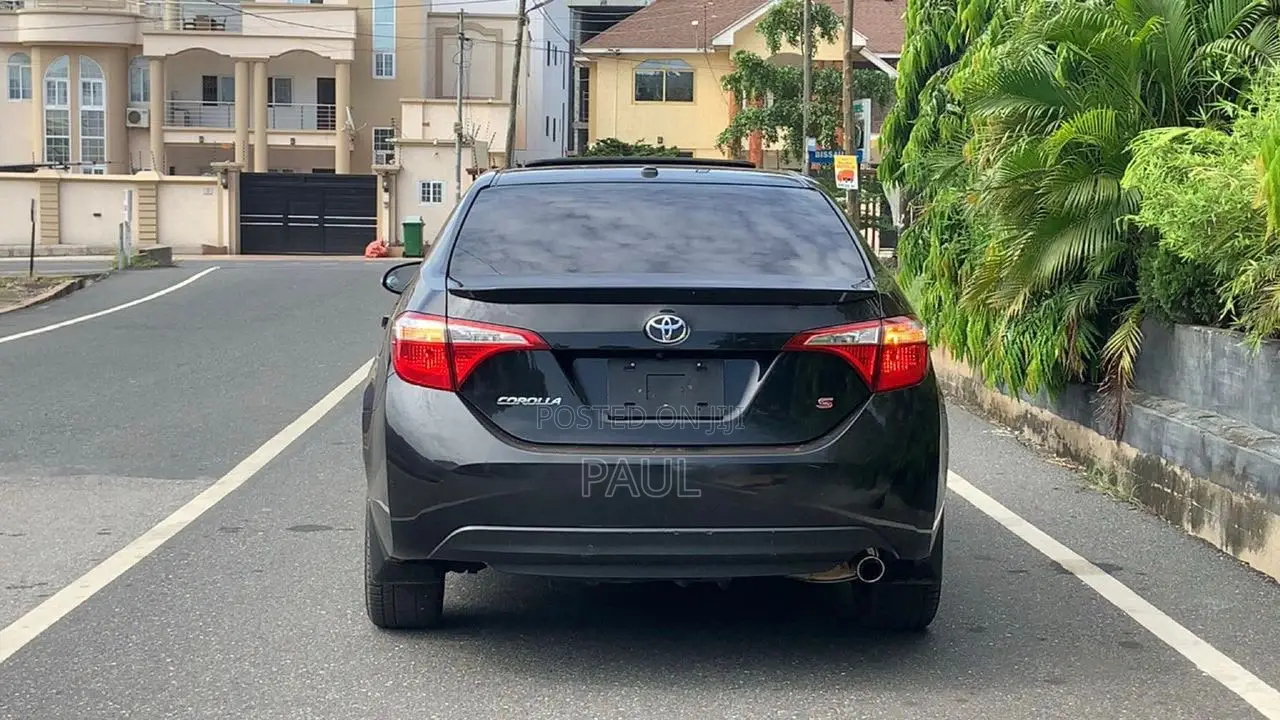 Toyota Corolla S w/Special Edition Pkg (1.8L 4cyl CVT) 2016 Black
