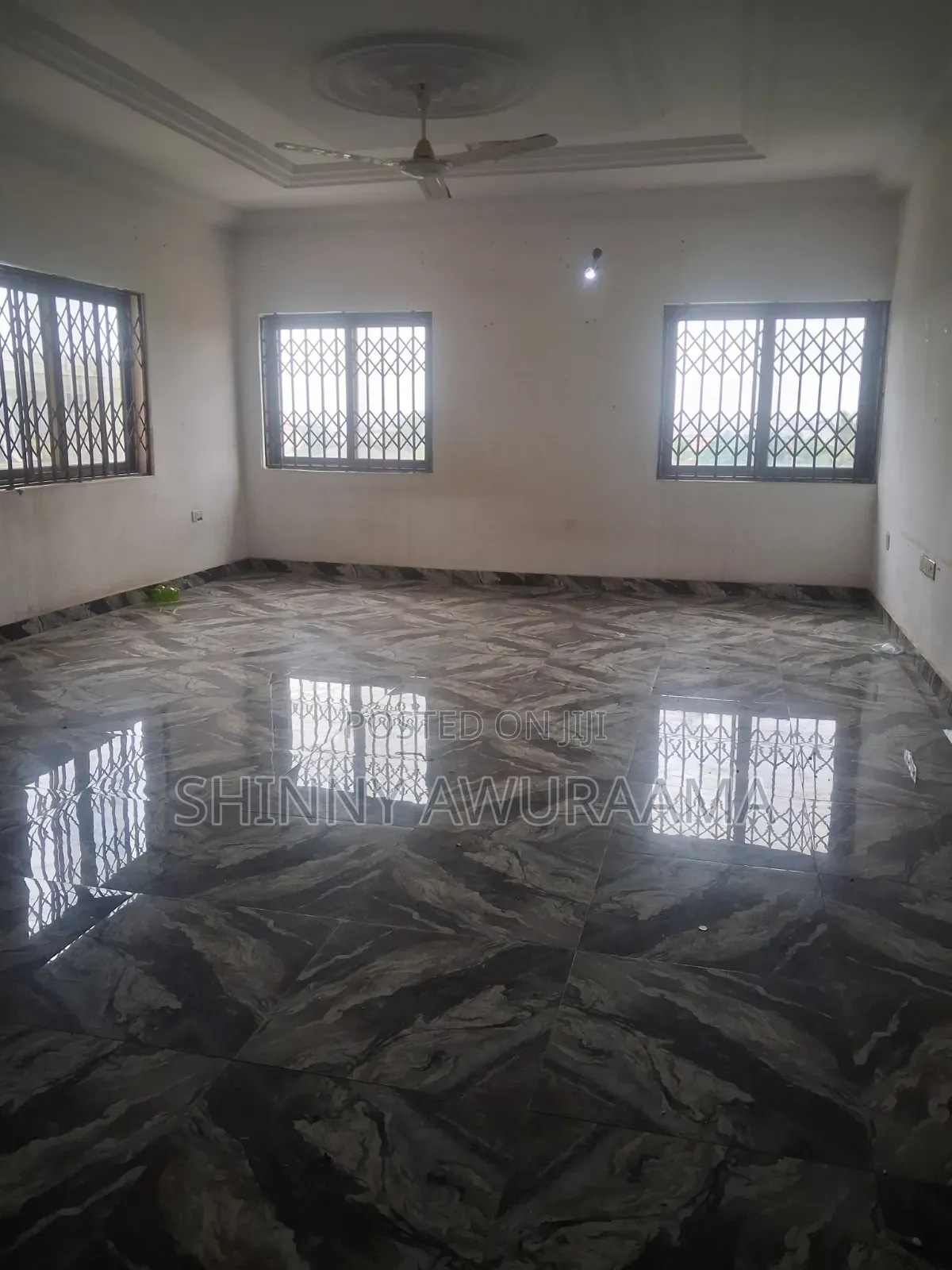 3bdrm Apartment in School Junction for rent