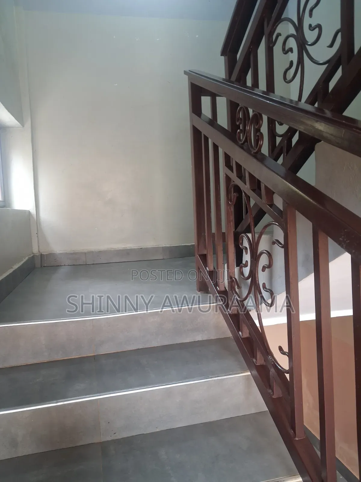 3bdrm Apartment in School Junction for rent