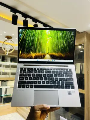 Laptop HP EliteBook 830 G7 8GB Intel Core i5 SSD 256GB