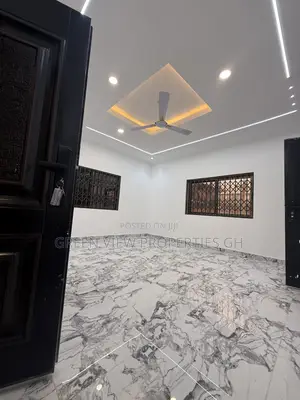 2bdrm Apartment in West Hills Mall Area for rent