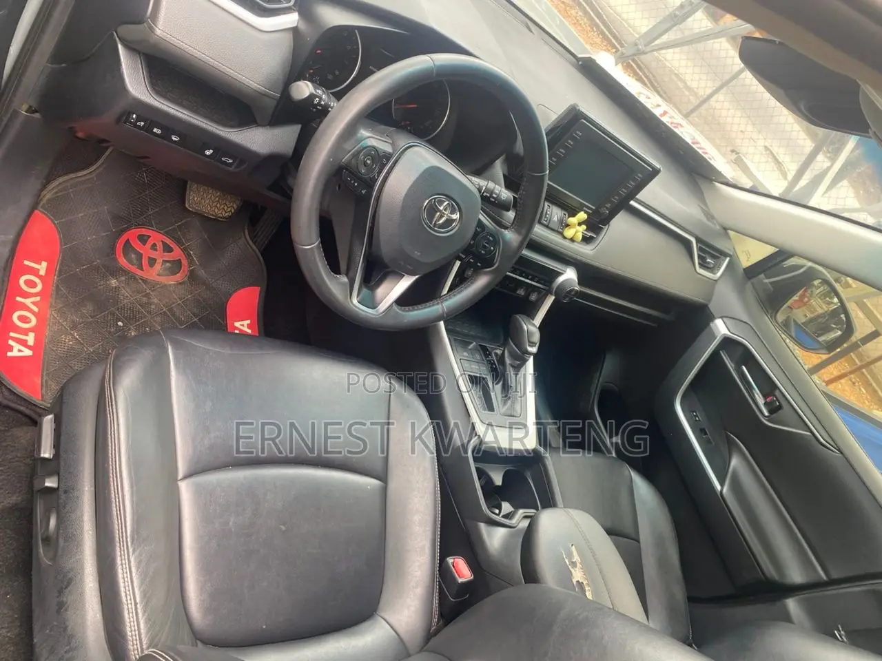 Toyota RAV4 XLE Premium 2022 Beige