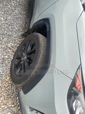 Toyota RAV4 XLE Premium 2022 Beige