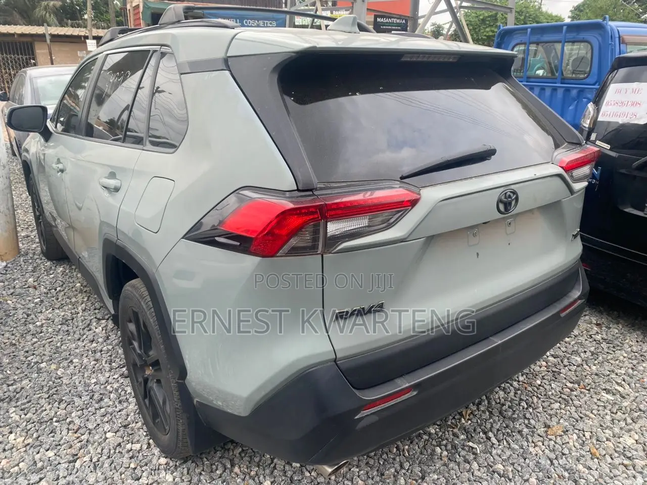 Toyota RAV4 XLE Premium 2022 Beige