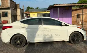 Hyundai Elantra 2013 White