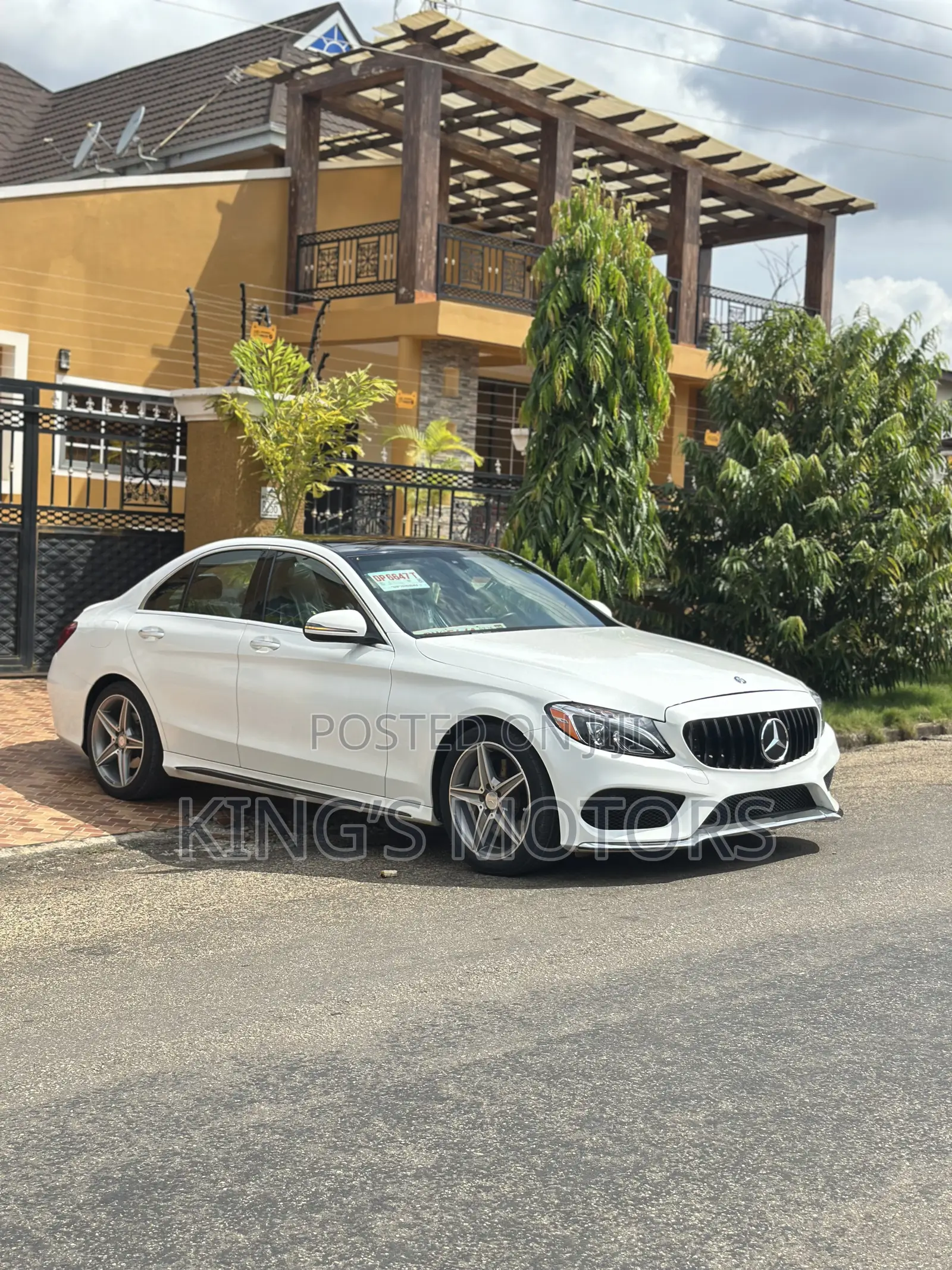 Mercedes-Benz C300 Base 4Matic Sedan AWD (2.0L 4cyl 7A) 2016 White